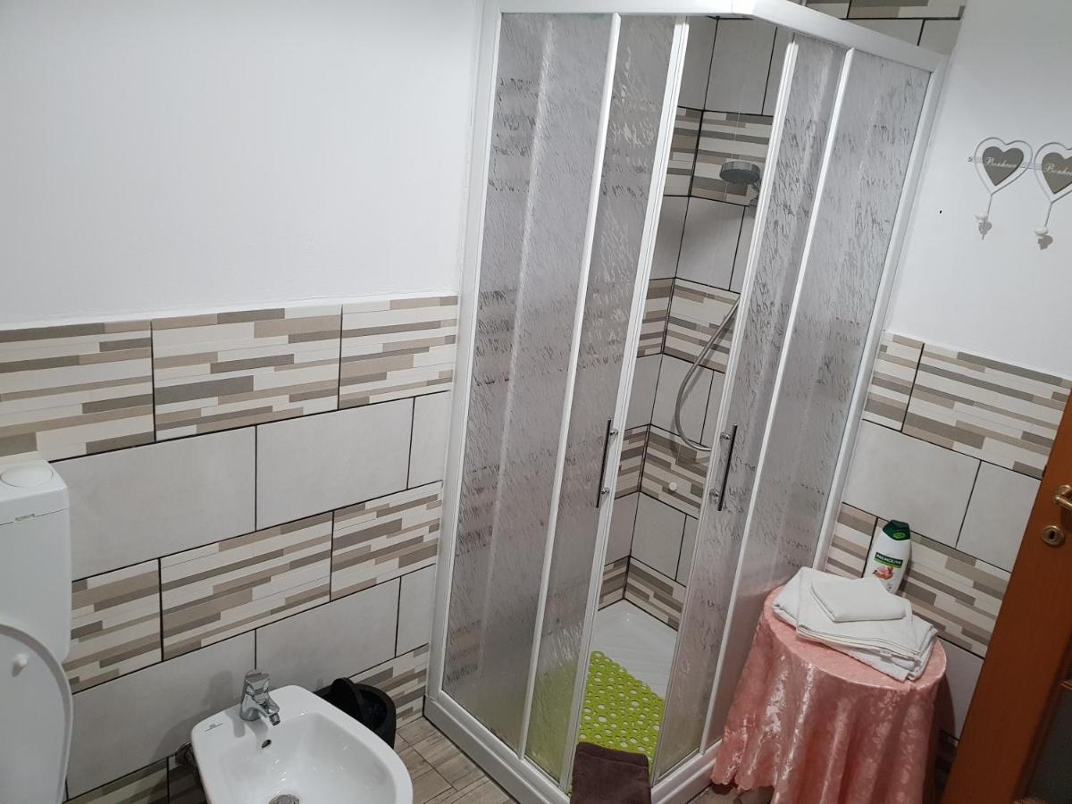 Casa Vacanze L'Agrifoglio Bed & Breakfast Magliolo ภายนอก รูปภาพ
