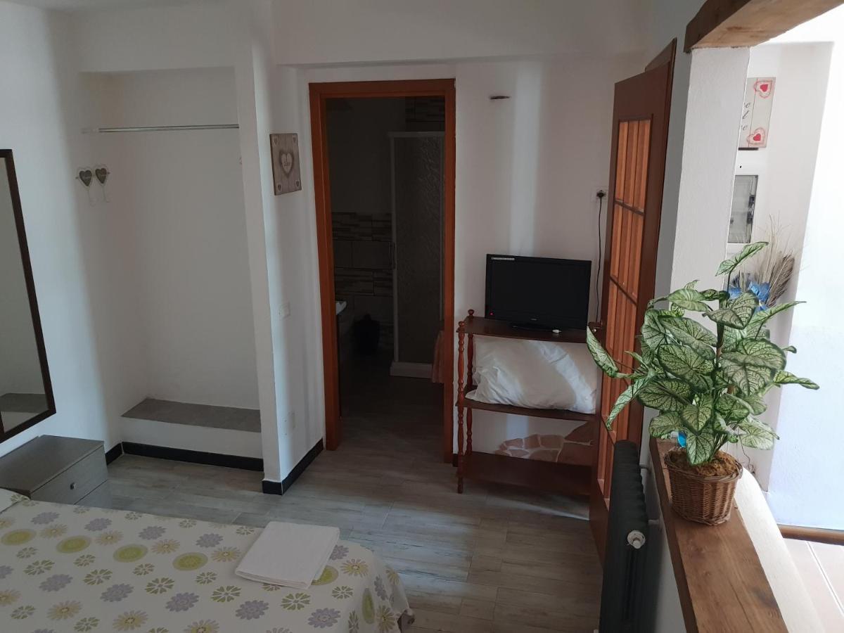 Casa Vacanze L'Agrifoglio Bed & Breakfast Magliolo ภายนอก รูปภาพ