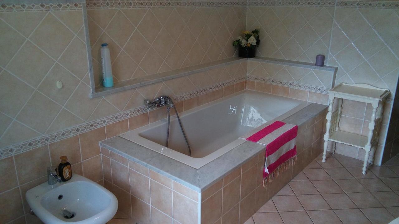 Casa Vacanze L'Agrifoglio Bed & Breakfast Magliolo ภายนอก รูปภาพ