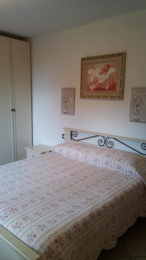 Casa Vacanze L'Agrifoglio Bed & Breakfast Magliolo ภายนอก รูปภาพ